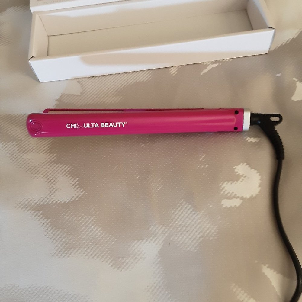 Flat iron